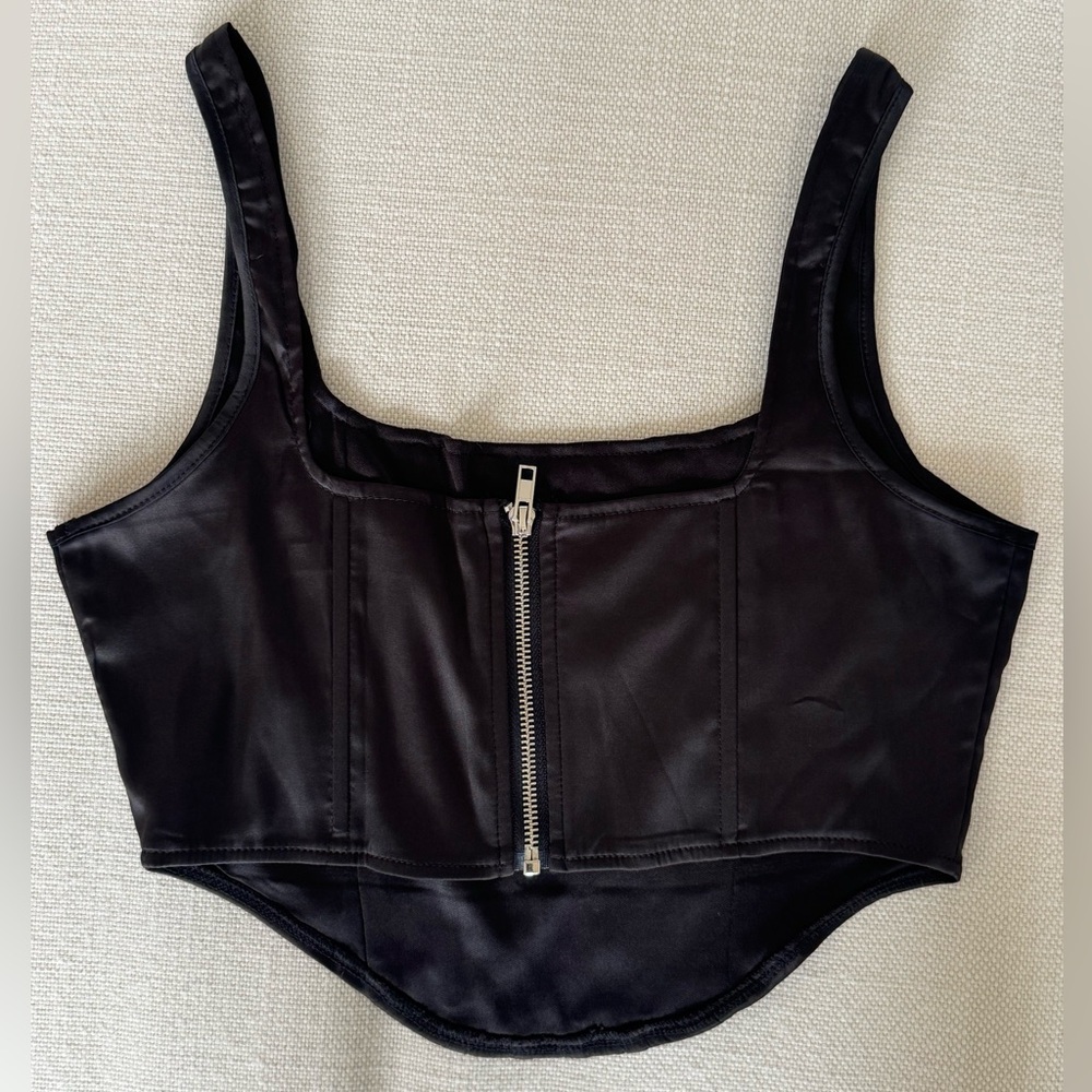 Misguided Black Satin Corset Crop Top with Zip Back (Sz 4) - Picture 3 of 5